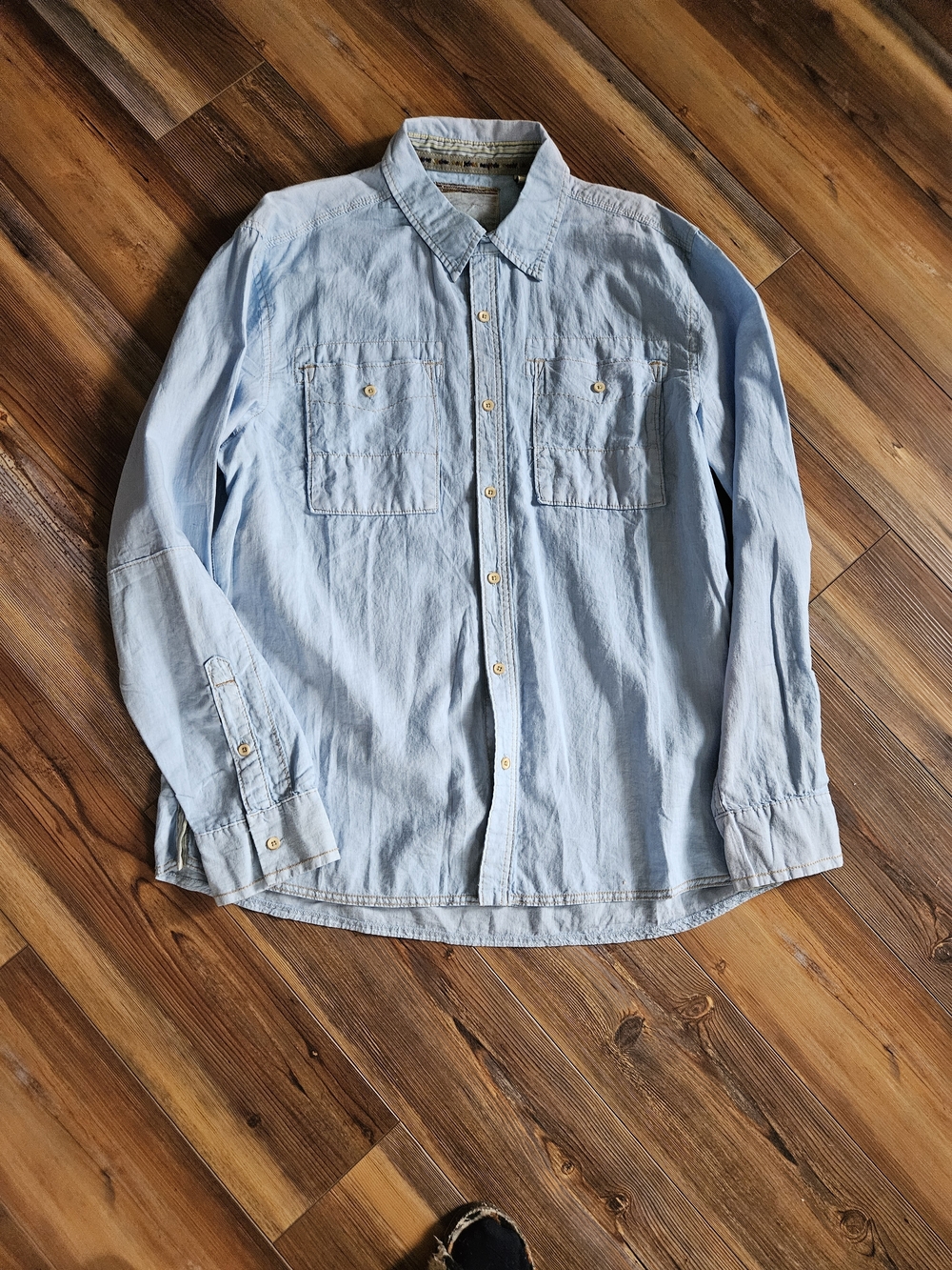 Light Blue Casual Button-Down Shirt with Dual Chest Pockets By Zemfar